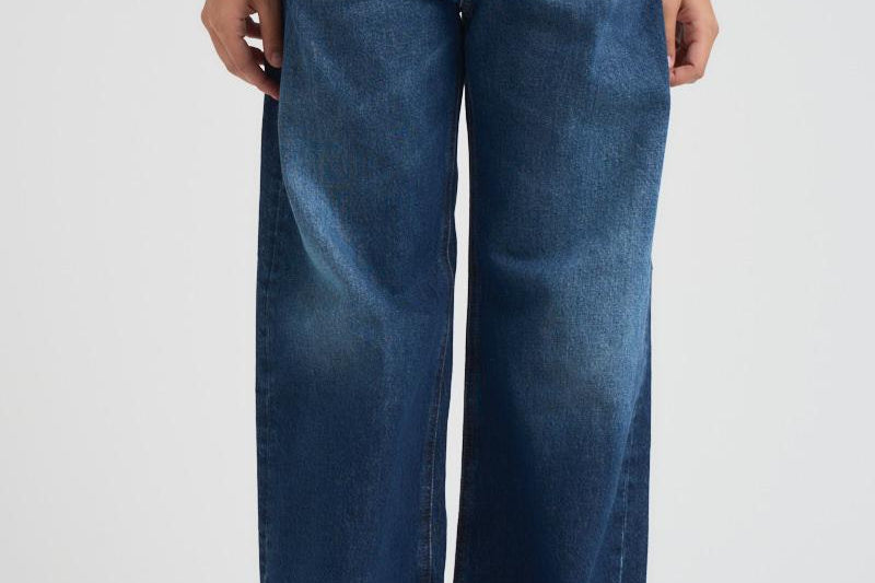 Jeans donna a palazzo 1996 d-sire denim scuro A06925 09I2701 DIESEL
