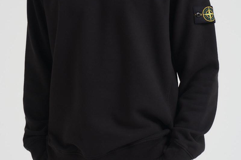 Felpa uomo girocollo nera 6100028 S0A20V0029 STONE ISLAND