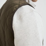 Gilet uomo trapuntato Polarquilt verde MLI0002 OL91 BARBOUR