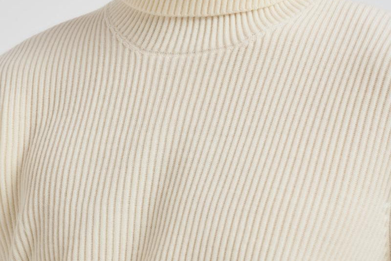 Dolcevita uomo a costine panna 5100052 S00C2V0093 STONE ISLAND