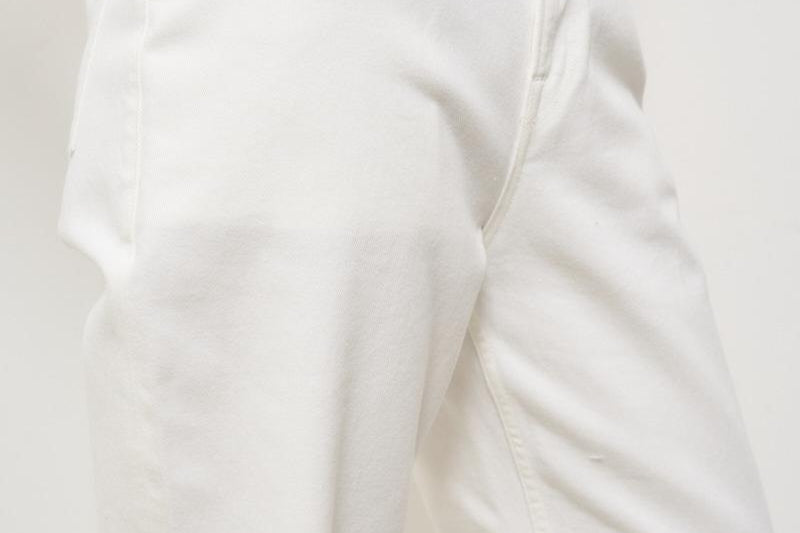 Jeans donna Kim in denim bianco GWP00844 P00098010190 GOLDEN GOOSE