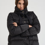 Piumino donna corto nero PI001936D 9300 HERNO