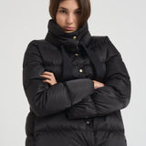 Piumino donna corto nero PI001936D 9300 HERNO