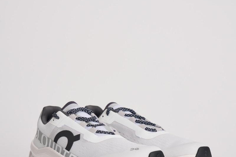 Sneakers monster donna MONSTER. ALL WHITE ON RUNNING