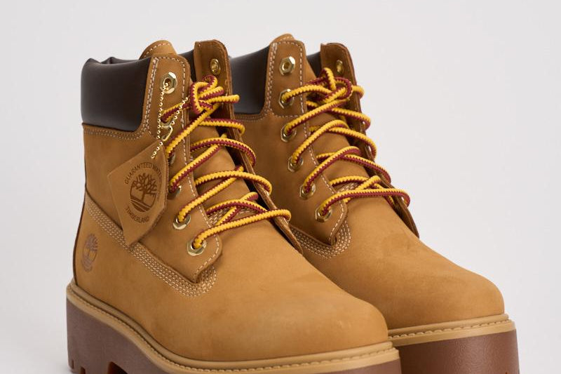 Stivale donna plateau Stone Street 6-Inch cammello TB1A5RJD 231 TIMBERLAND