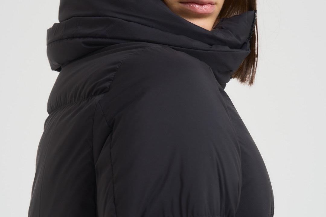 Piumino donna midi trapuntato nero PI001959D 9300 HERNO
