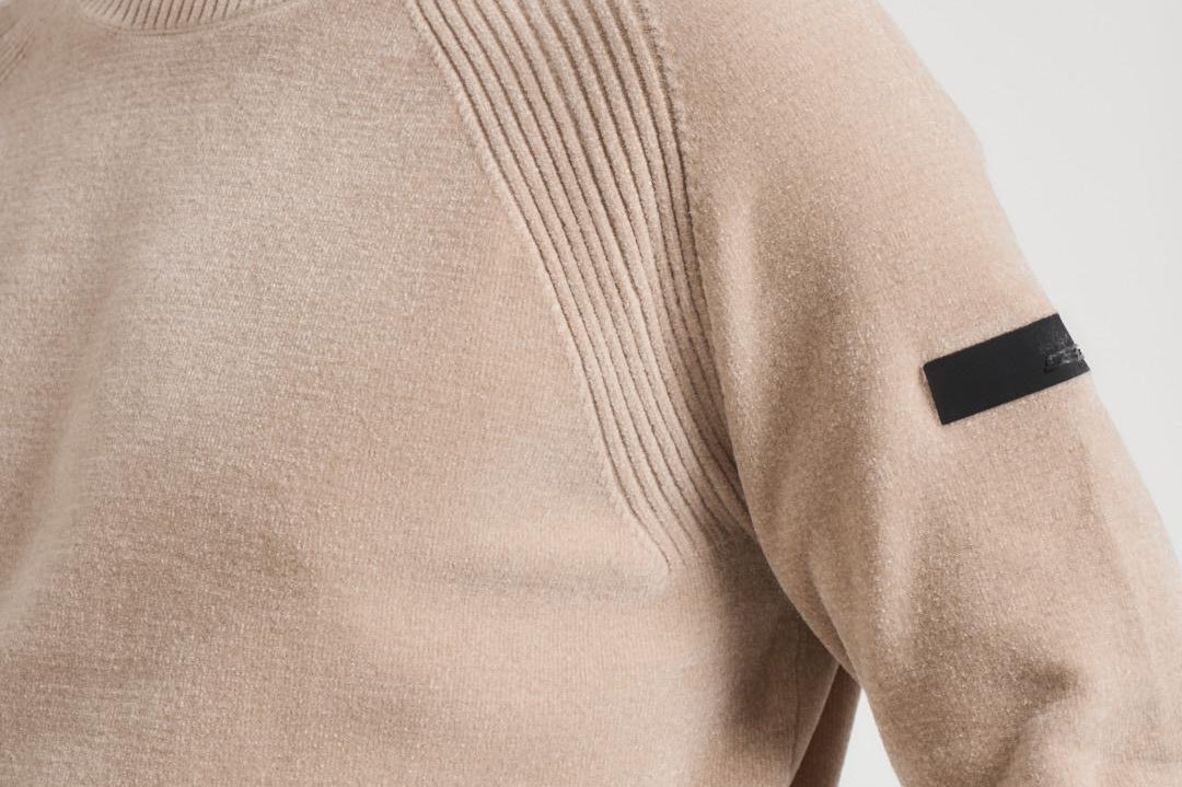 Maglia uomo girocollo in ciniglia beige W25132 32 RRD