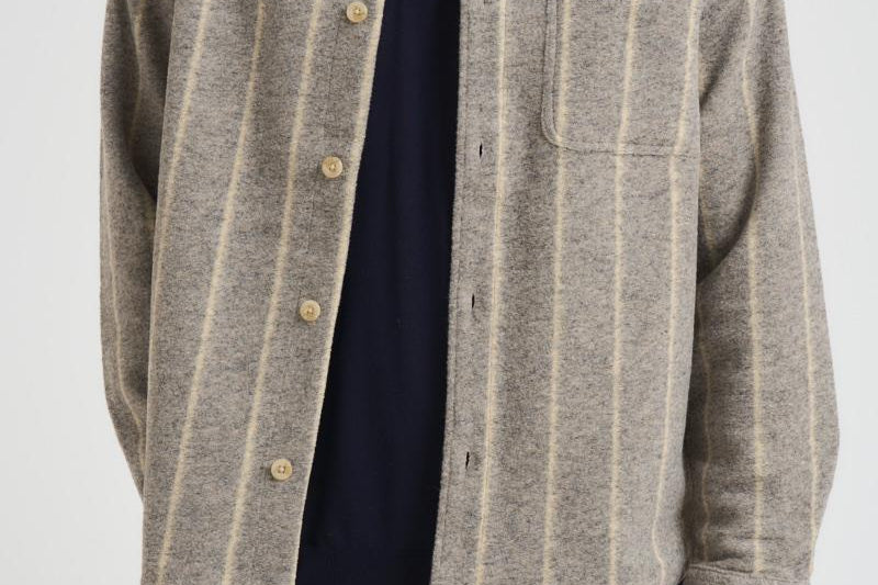 Camicia uomo gessata grigia in lana 1000558 320 LES DEUX