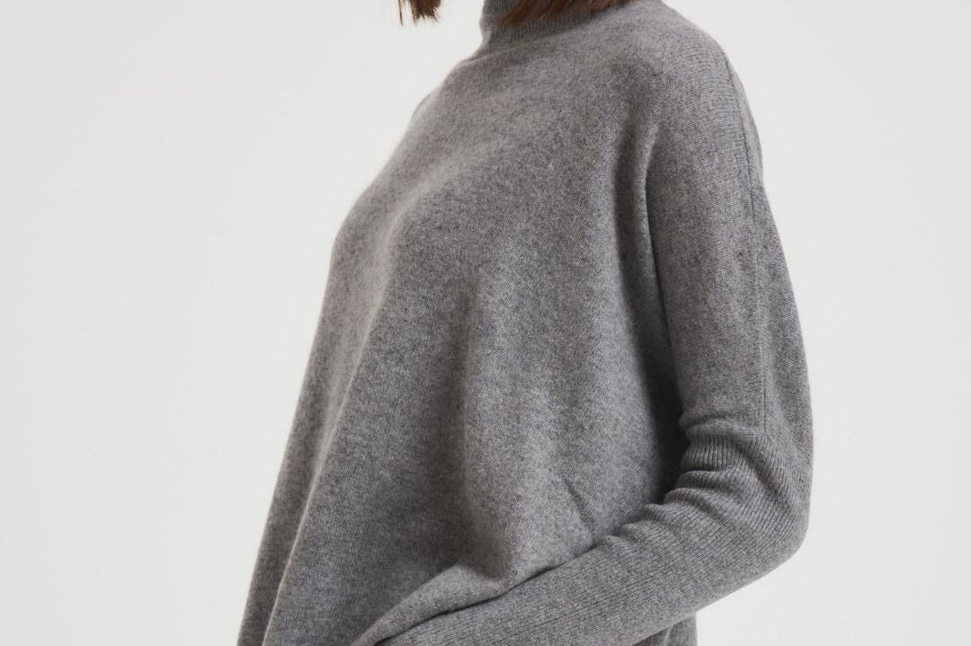Dolcevita donna in cashmere grigio CLARA DARKHEATHERWAY ABSOLUT CASHMERE.
