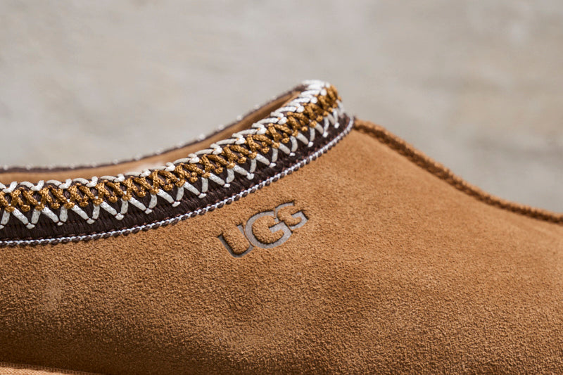 UGG 5950CHESTNUT