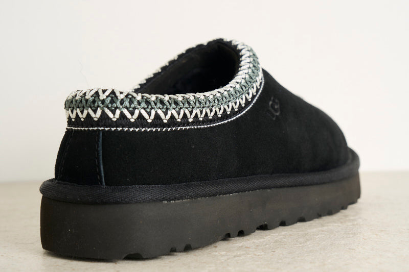 UGG 5955BLACK