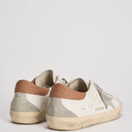 Sneakers uomo bianco e cammello GMF00102 F00218210803 GOLDEN GOOSE 
