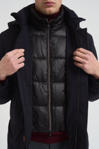 Piumino con cappuccio blu scuro F09MUCX581 18589 MONTECORE 