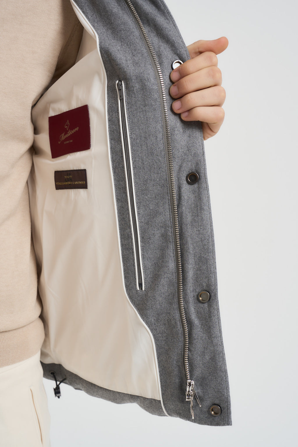 Piumino uomo trapuntato in lana grigio F09MUCX742 27795 MONTECORE 