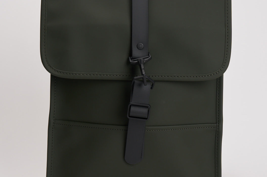 Zaino uomo Puffed Backpack Mini verde 13020 03 RAINS 