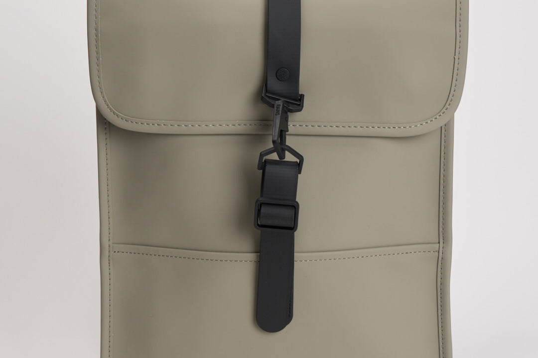 Zaino uomo Puffed Backpack Mini grigio 13020 108 RAINS 