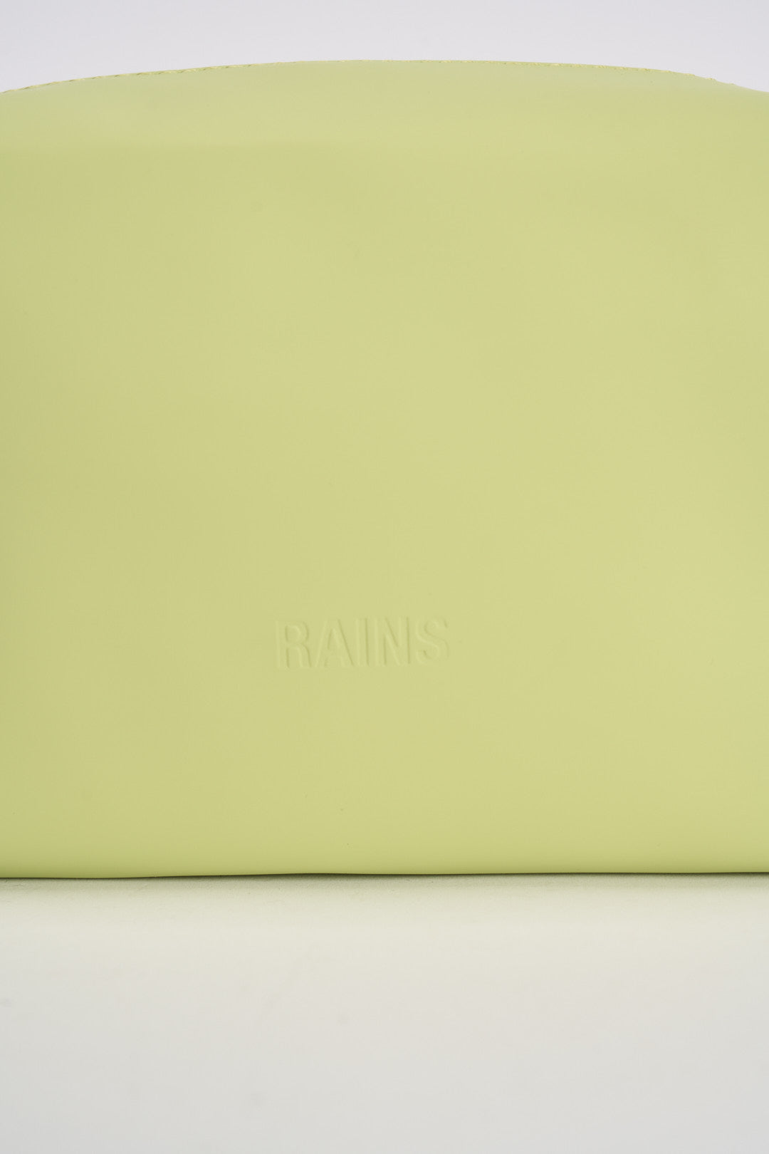 Borsa da toilette Wash Bag Small impermeabile gialla 15580 W3 RAINS 