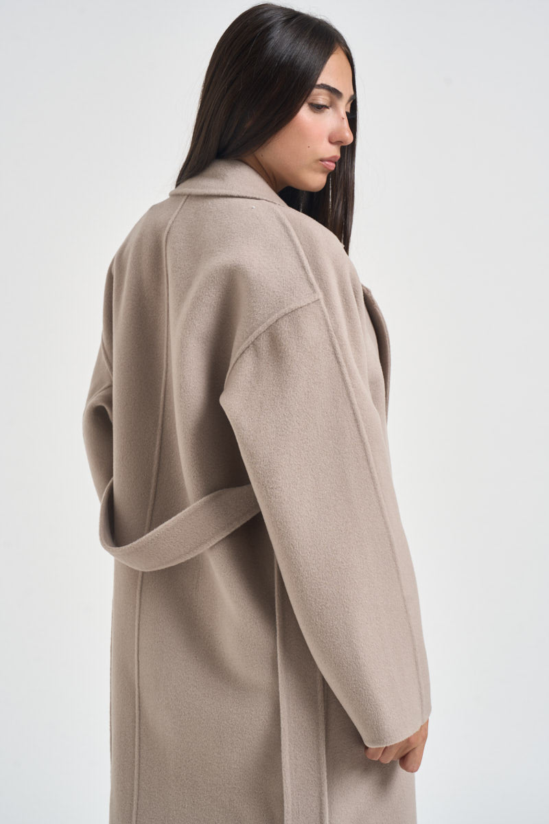Cappotto donna lungo doppiopetto con cinta beige PENELOPE ATHOSVISONE 104 ACCADEMIE TESSILI 