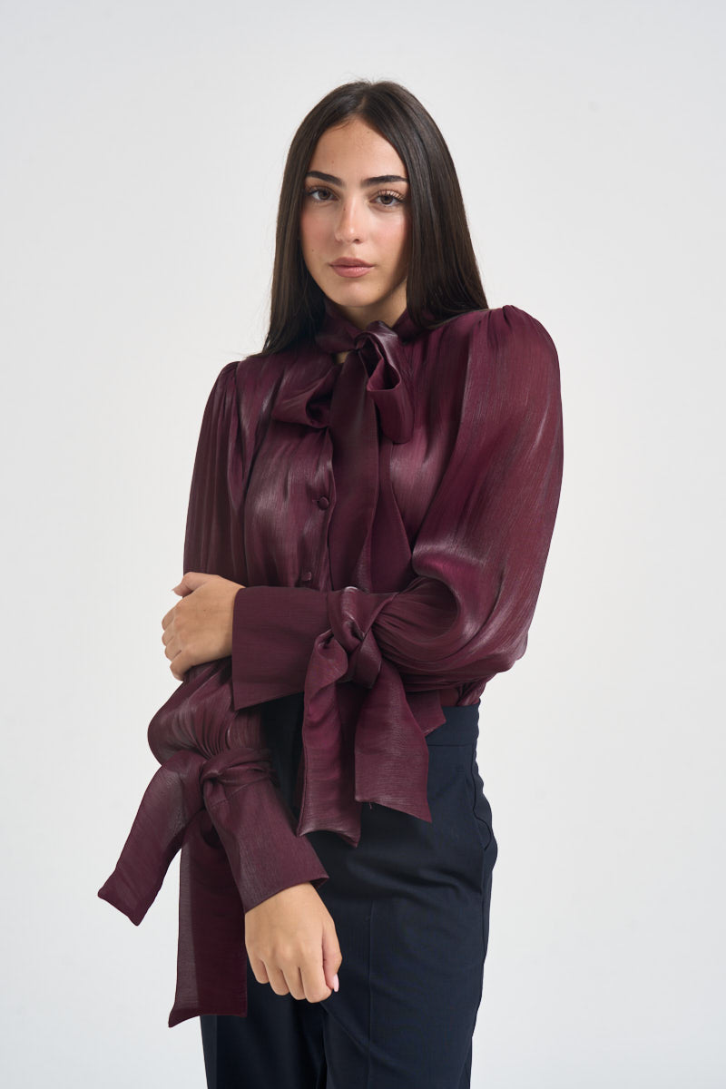 Camicia donna in raso con fiocco bordeaux 17135 BURGUNDY ACTUALEE 