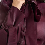 Camicia donna in raso con fiocco bordeaux 17135 BURGUNDY ACTUALEE 