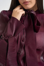 Camicia donna in raso con fiocco bordeaux 17135 BURGUNDY ACTUALEE 