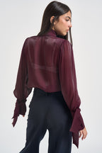 Camicia donna in raso con fiocco bordeaux 17135 BURGUNDY ACTUALEE 