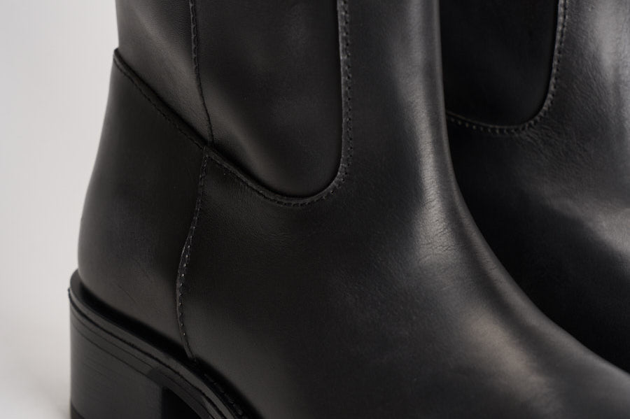 Stivali donna Sajan in stile riding neri S100550 01 ALOHAS 