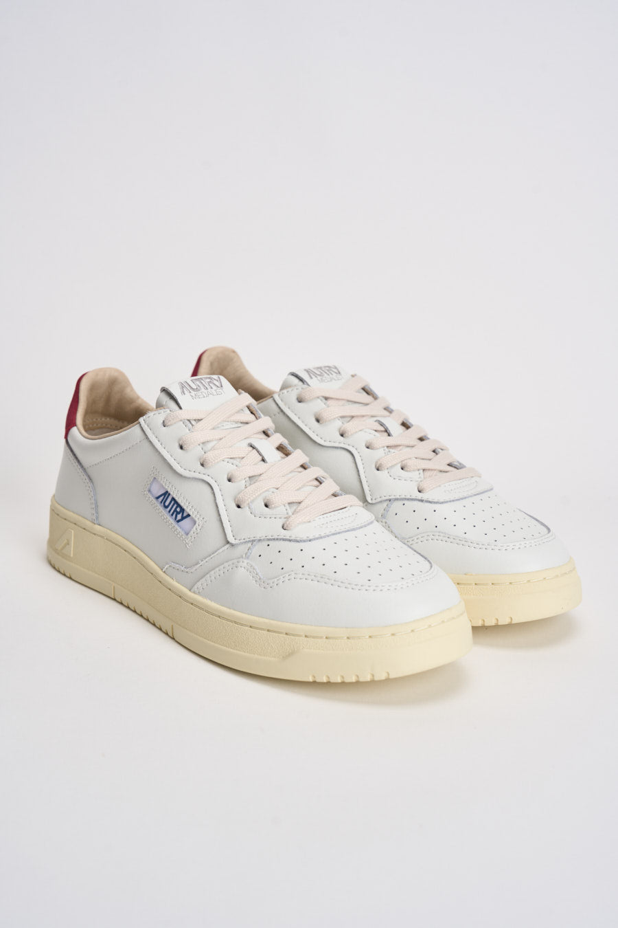 Sneakers uomo Medalist Low bianca e rossa AULM BJ01 AUTRY 