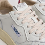 Sneakers uomo Medalist Low bianca e rossa AULM BJ01 AUTRY 