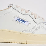 Sneakers uomo Medalist Low bianca e verde AULM BJ02 AUTRY 