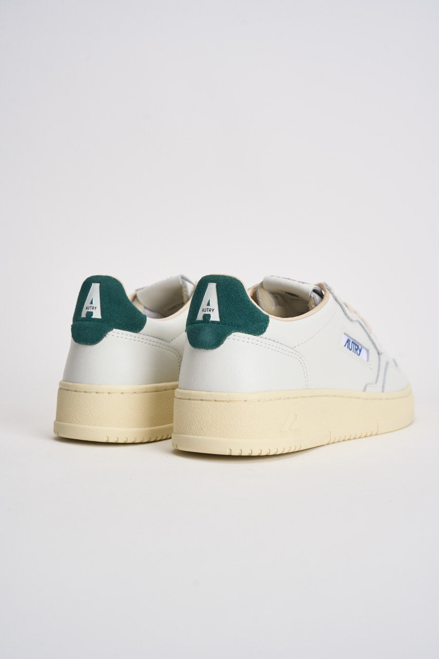 Sneakers uomo Medalist Low bianca e verde AULM BJ02 AUTRY 