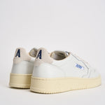 Sneakers uomo Medalist Low bianca e beige AULM BJ04 AUTRY 