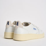 Sneakers uomo Medalist Low bianca e beige AULM BJ04 AUTRY 