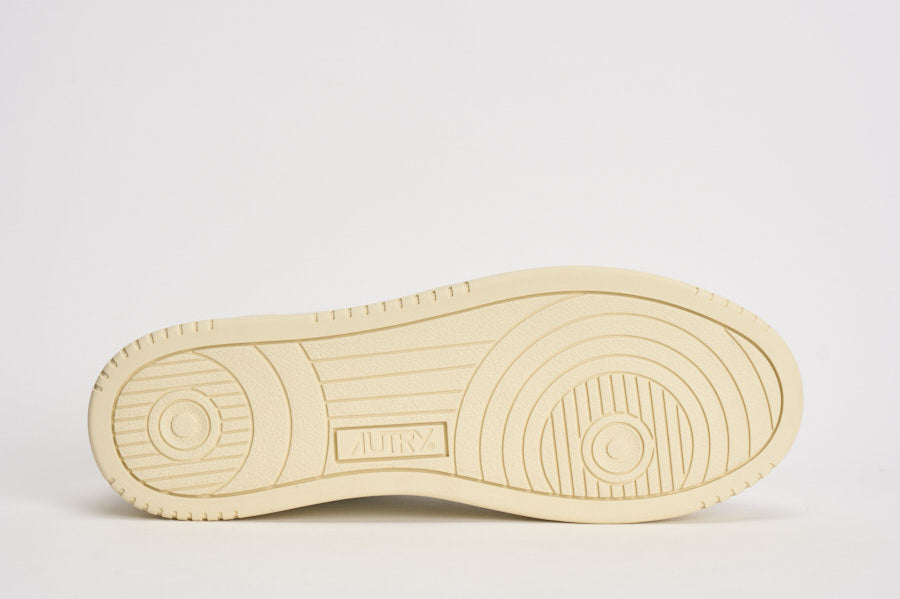 Sneakers uomo Medalist Low bianca e beige AULM BJ04 AUTRY 