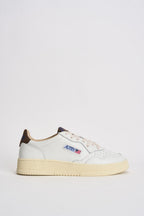 Sneakers uomo Medalist Low bianca e marrone AULM HJ03 AUTRY 