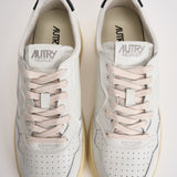 Sneakers uomo Medalist Low bianca e nera AULM LL22 AUTRY 