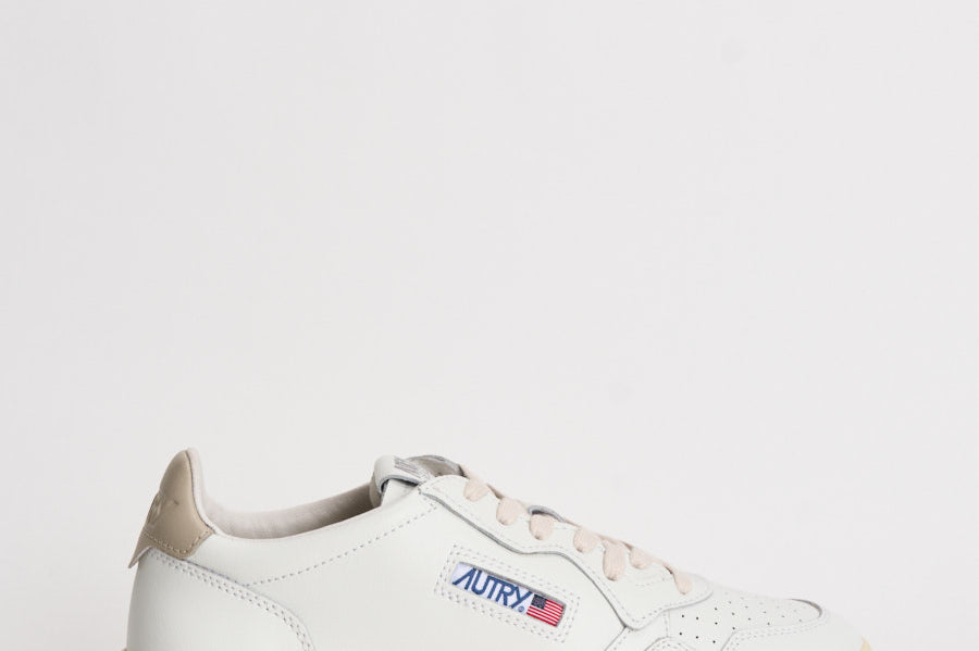 Sneakers uomo Medalist low bianca e tortora AULM LL27 AUTRY 