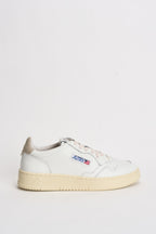 Sneakers uomo Medalist low bianca e tortora AULM LL27 AUTRY 
