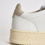 Sneakers uomo Medalist low bianca e tortora AULM LL27 AUTRY 