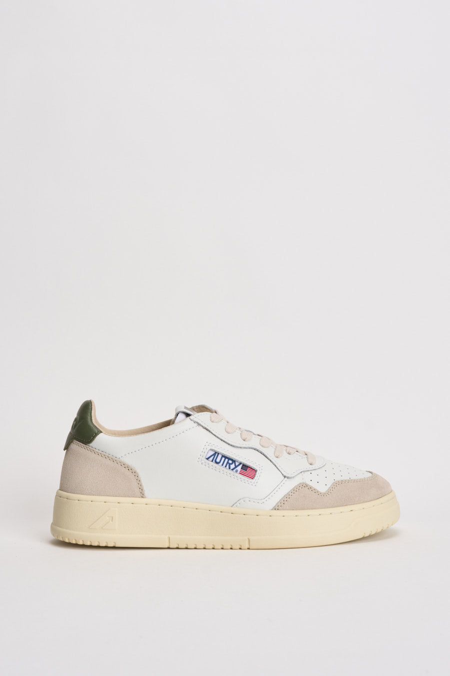 Sneakers uomo Medalist low in suede beige e verde AULM LS17 AUTRY 