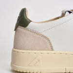 Sneakers uomo Medalist low in suede beige e verde AULM LS17 AUTRY 
