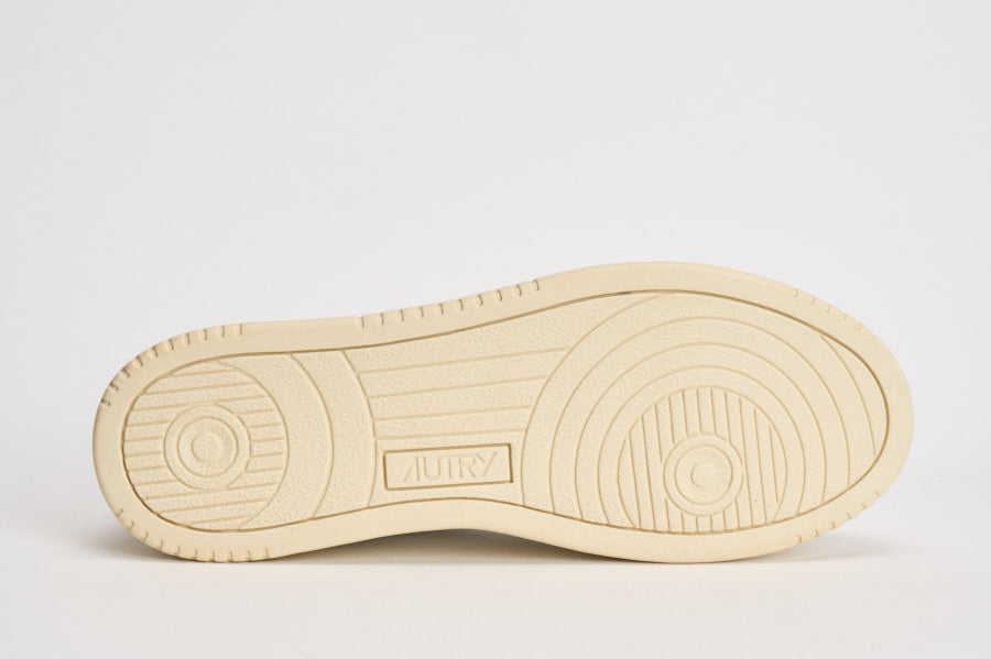 Sneakers uomo Medalist low in suede beige e verde AULM LS17 AUTRY 