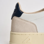 Sneakers uomo Medalist Low in pelle e suede blu AULM LS28 AUTRY 