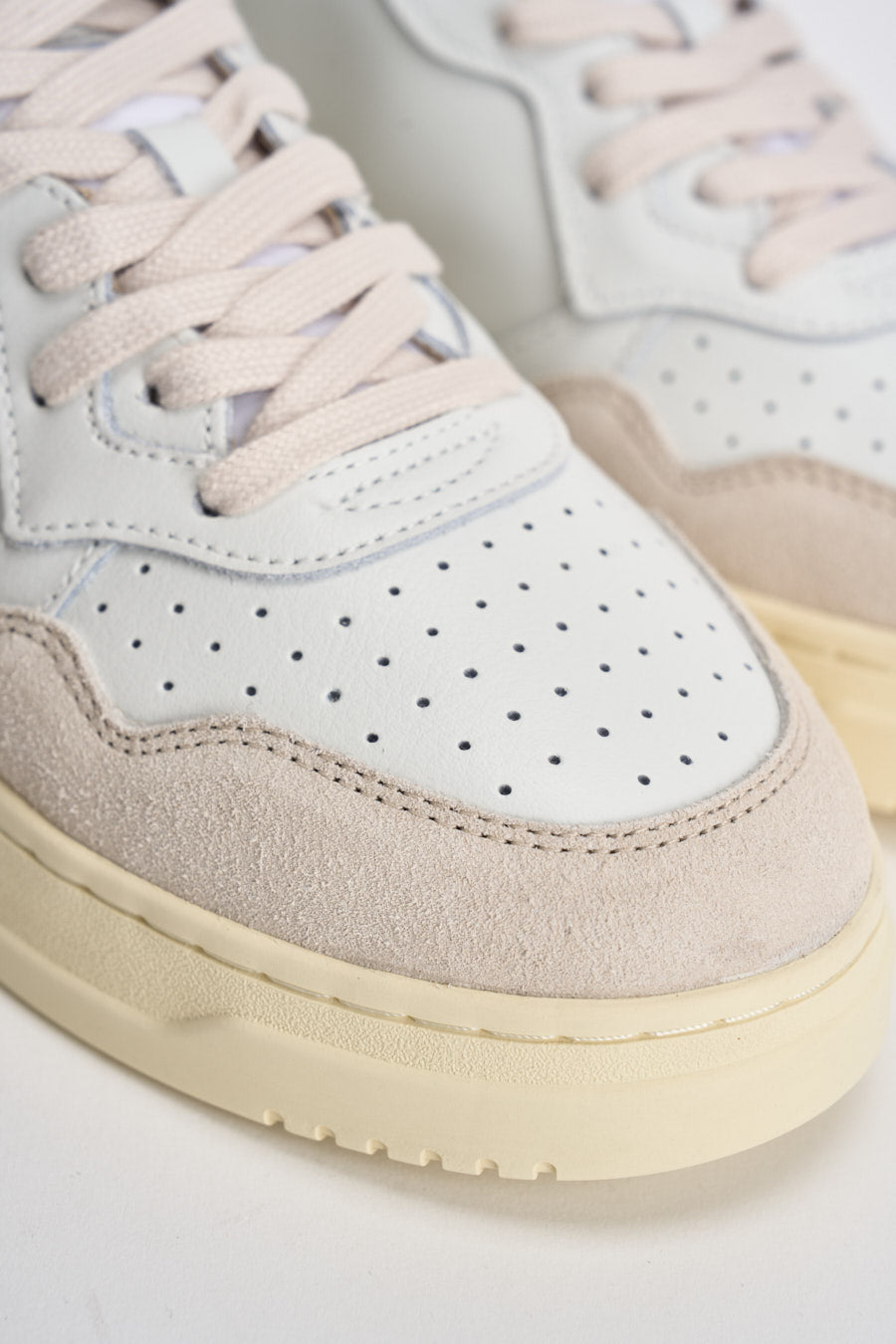 Sneakers uomo Medalist Low in pelle e suede blu AULM LS28 AUTRY 