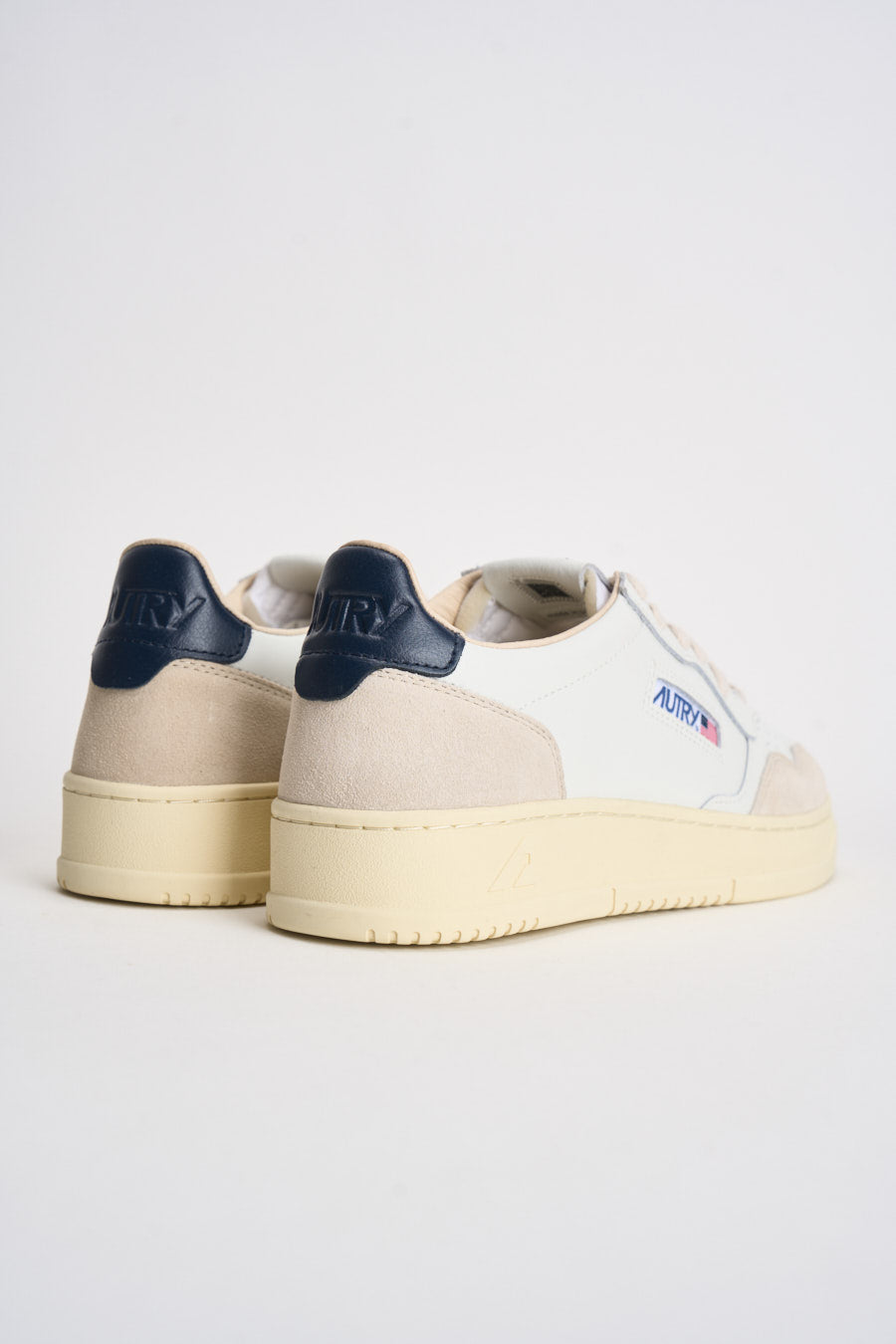Sneakers uomo Medalist Low in pelle e suede blu AULM LS28 AUTRY 
