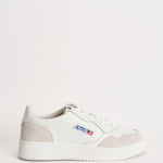 Sneakers uomo Medialist Low in pelle bianca e beige AULM LS30 AUTRY 