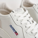 Sneakers uomo Medialist Low in pelle bianca e beige AULM LS30 AUTRY 
