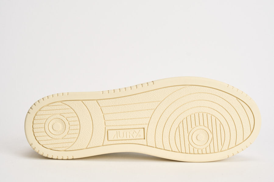 Sneakers uomo Medalist Low in suede bianca e panna AULM LS33 AUTRY 