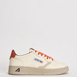 Sneakers uomo Medalist Low bianca e arancione AULM NE17 AUTRY 