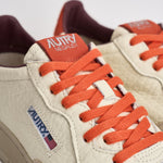 Sneakers uomo Medalist Low bianca e arancione AULM NE17 AUTRY 